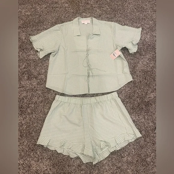 NWT Birdy Grey Frankie Tie Front Ruffle Pajama Set In Pistachio Gingham Size 1X - Picture 2 of 4